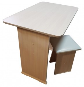 Кухонный стол ЛДСП + 2 табурета в Агрызе - agryz.mebel-74.com | фото